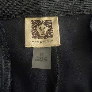 Anne Klein- Navy Stretch Dress Pants. Size 10. Hardly worn.